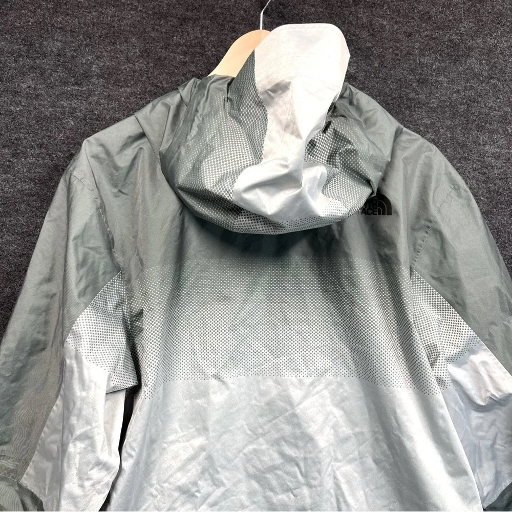 The North Face Fuseform Dot Matrix Men’s Jacket Size XL